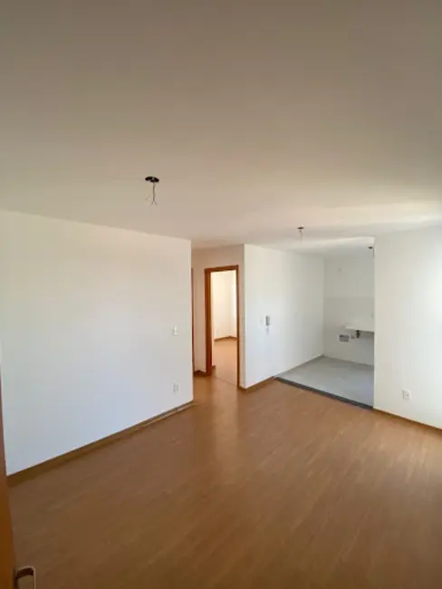 Foto 9 de Apartamento com 2 quartos à venda, 43m2 em Vila Jaiara, Anapolis - GO