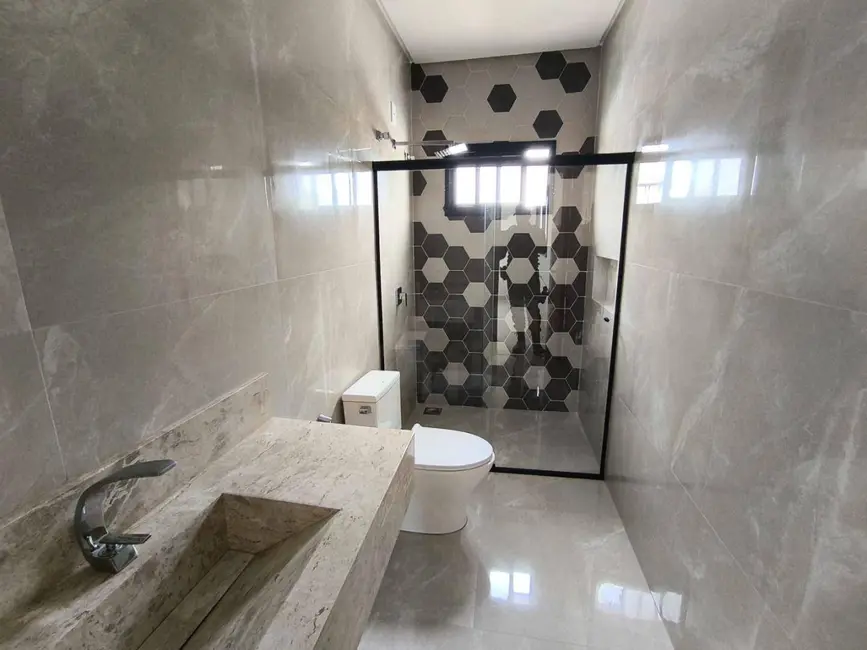 Foto 8 de Sobrado com 4 quartos à venda, 360m2 em Anapolis - GO