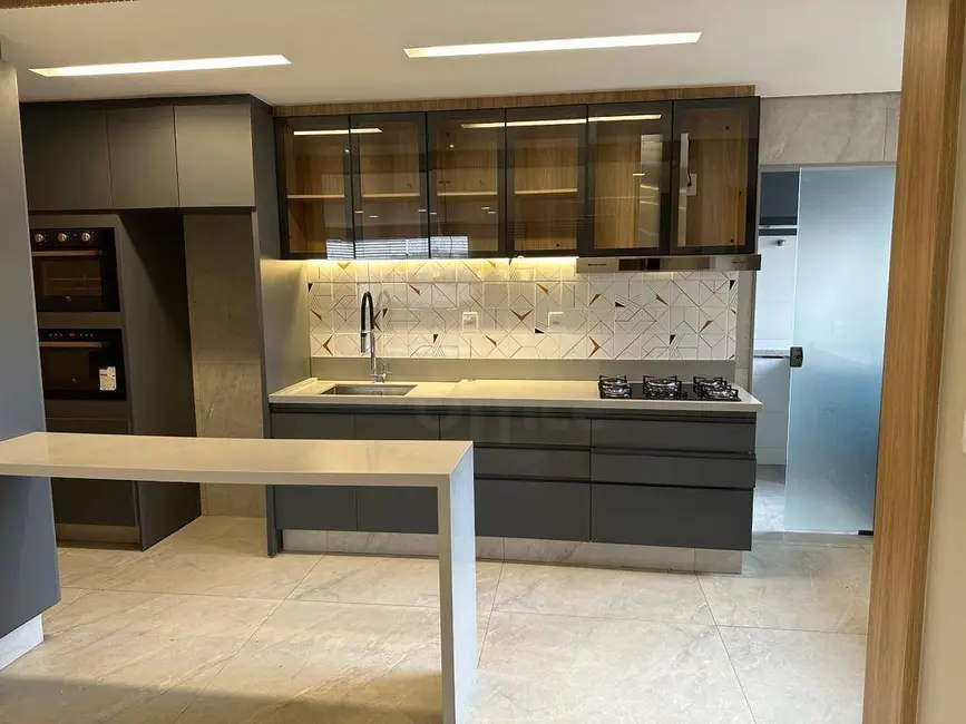 Foto 5 de Apartamento com 3 quartos à venda, 125m2 em Jundiaí, Anapolis - GO