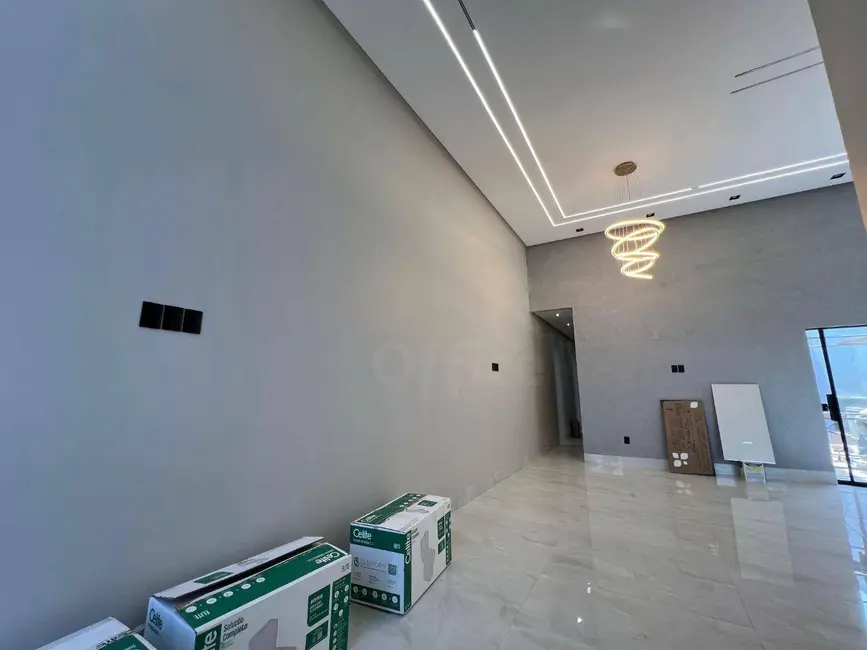 Casa com 3 quartos à venda, 225m2 em Anápolis City, Anapolis - GO - imagem 2 Foto 2 de Casa com 3 quartos à venda, 225m2 em Anápolis City, Anapolis - GO