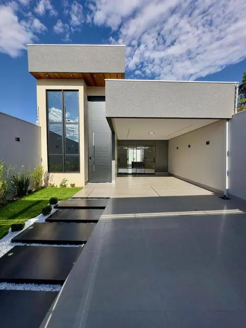 Foto 1 de Casa com 3 quartos à venda, 225m2 em Anápolis City, Anapolis - GO