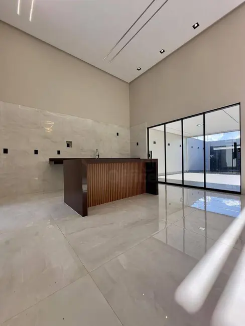 Foto 9 de Casa com 3 quartos à venda, 225m2 em Anápolis City, Anapolis - GO