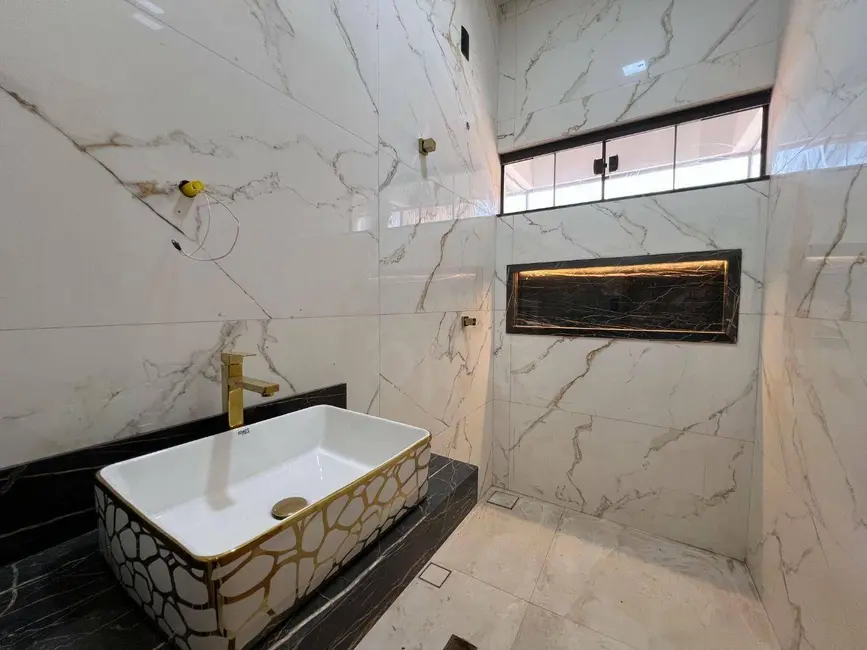 Casa com 3 quartos à venda, 225m2 em Anápolis City, Anapolis - GO - imagem 8 Foto 8 de Casa com 3 quartos à venda, 225m2 em Anápolis City, Anapolis - GO