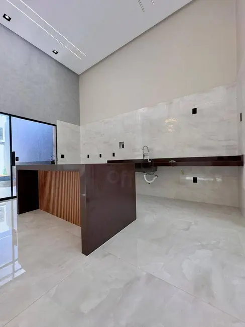 Foto 7 de Casa com 3 quartos à venda, 225m2 em Anápolis City, Anapolis - GO