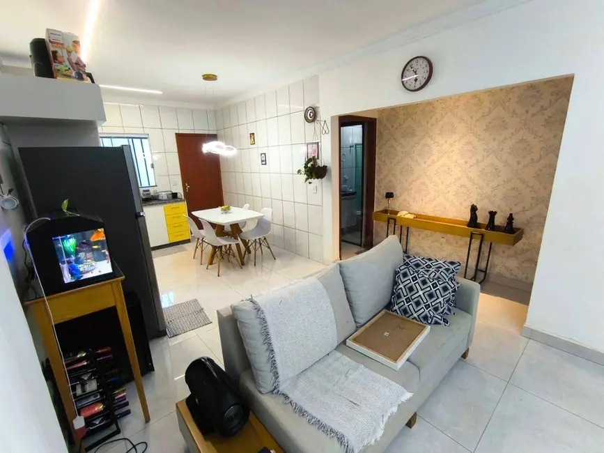 Foto 9 de Casa com 2 quartos à venda, 205m2 em Setor Summerville, Anapolis - GO