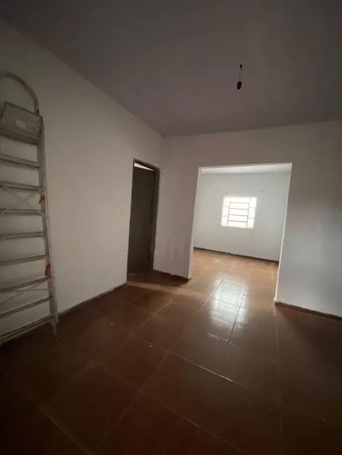 Casa com 2 quartos à venda, 300m2 em Jardim Progresso, Anapolis - GO - imagem 6 Foto 6 de Casa com 2 quartos à venda, 300m2 em Jardim Progresso, Anapolis - GO