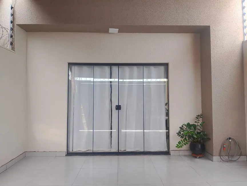 Casa com 2 quartos à venda, 84m2 em Loteamento Residencial Verona, Anapolis - GO - imagem 3 Foto 3 de Casa com 2 quartos à venda, 84m2 em Loteamento Residencial Verona, Anapolis - GO