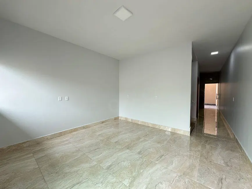 Foto 4 de Sobrado com 3 quartos à venda, 123m2 em Residencial Flor do Cerrado, Anapolis - GO