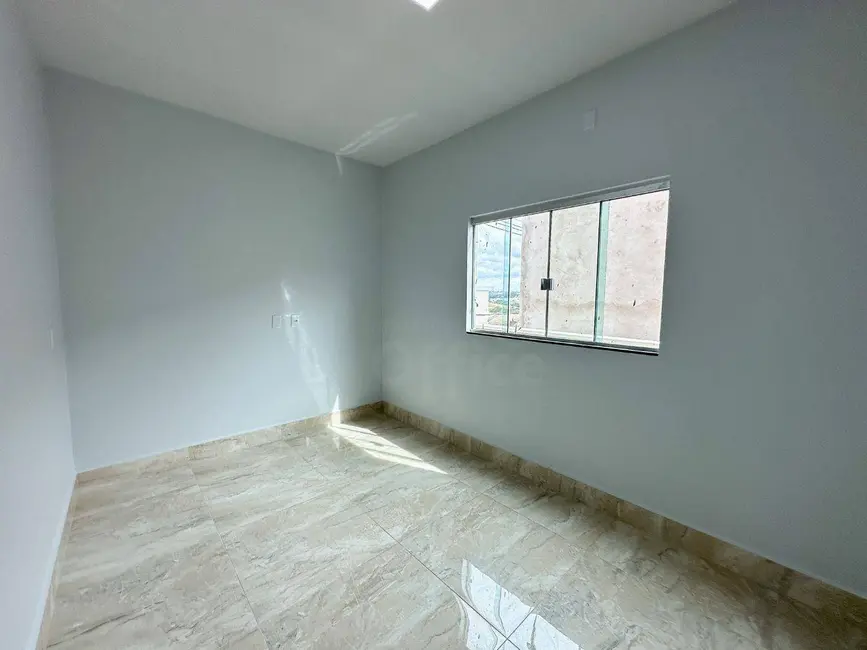 Foto 3 de Sobrado com 3 quartos à venda, 123m2 em Residencial Flor do Cerrado, Anapolis - GO
