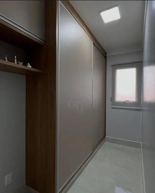 Foto 9 de Sobrado com 4 quartos à venda, 320m2 em Alvorada, Anapolis - GO