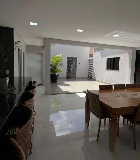 Foto 8 de Sobrado com 4 quartos à venda, 320m2 em Alvorada, Anapolis - GO
