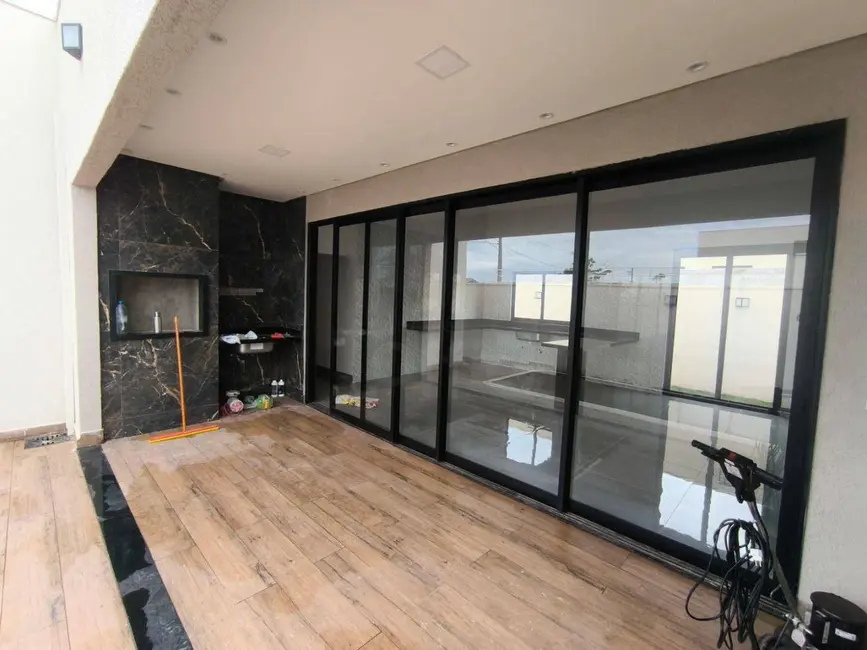 Foto 9 de Casa de Condomínio com 3 quartos à venda, 360m2 em Anapolis - GO