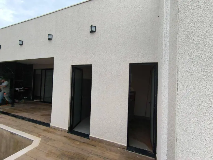 Foto 2 de Casa de Condomínio com 3 quartos à venda, 360m2 em Anapolis - GO