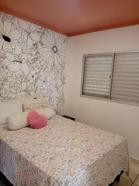 Foto 4 de Apartamento com 2 quartos à venda, 42m2 em Chácaras Colorado, Anapolis - GO