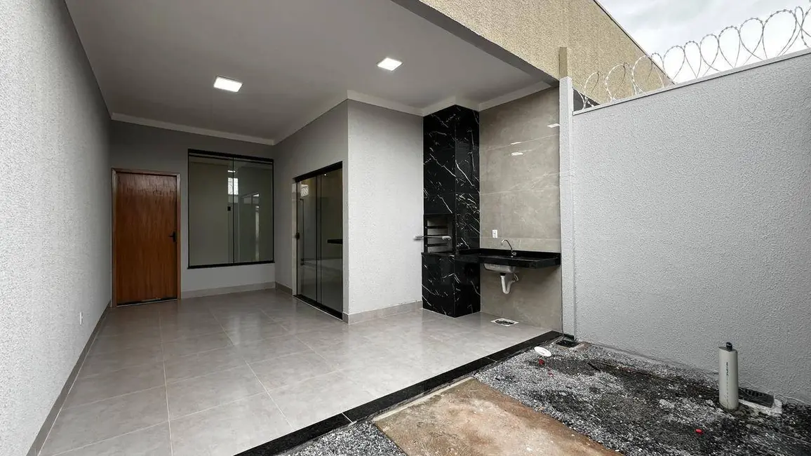 Foto 2 de Casa com 3 quartos à venda, 120m2 em Parque Calixtópolis, Anapolis - GO