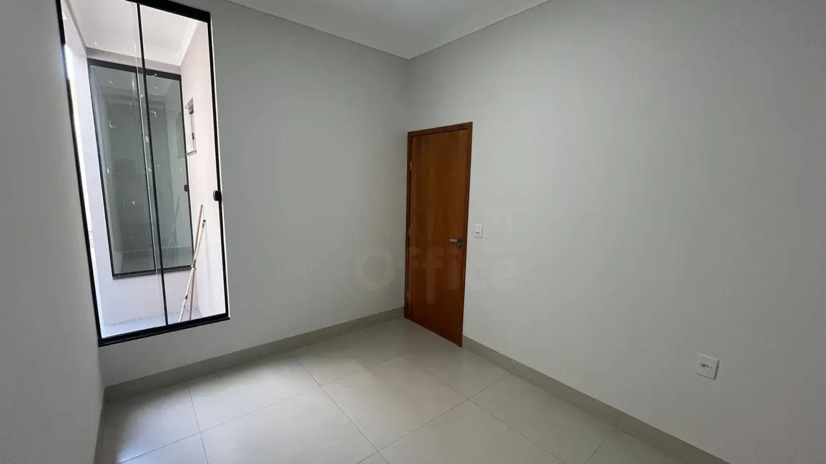 Foto 7 de Casa com 3 quartos à venda, 167m2 em Vila Jaiara, Anapolis - GO