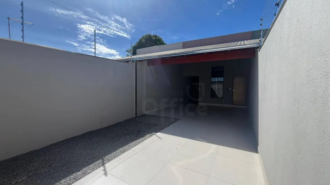 Foto 2 de Casa com 3 quartos à venda, 167m2 em Vila Jaiara, Anapolis - GO