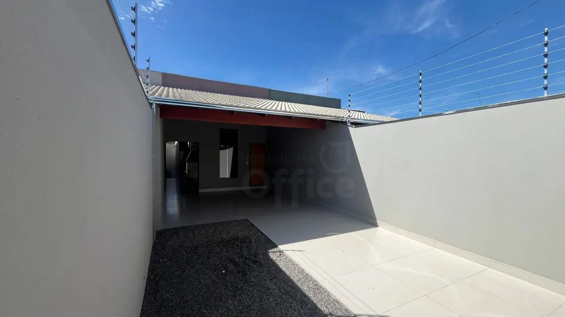 Foto 3 de Casa com 3 quartos à venda, 167m2 em Vila Jaiara, Anapolis - GO