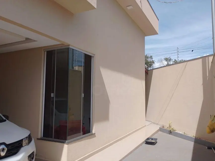 Foto 2 de Casa com 3 quartos à venda, 180m2 em Setor Santa Clara, Anapolis - GO