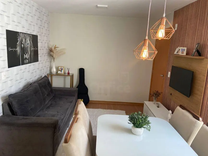 Foto 2 de Apartamento com 2 quartos à venda, 43m2 em Vila Jaiara, Anapolis - GO