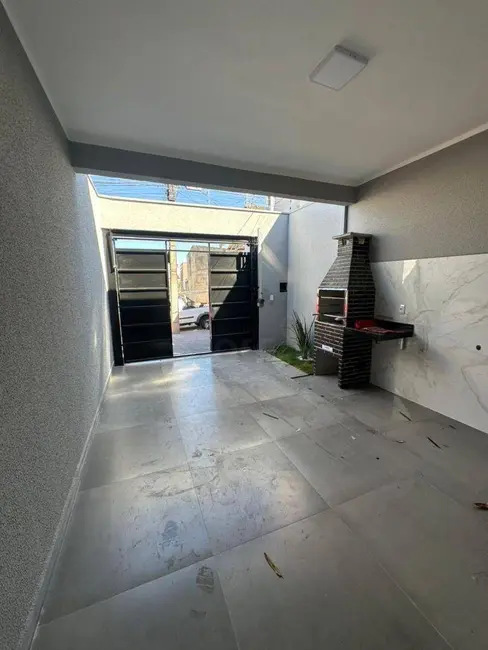 Foto 2 de Casa com 3 quartos à venda, 120m2 em Residencial Arco-Íris, Anapolis - GO