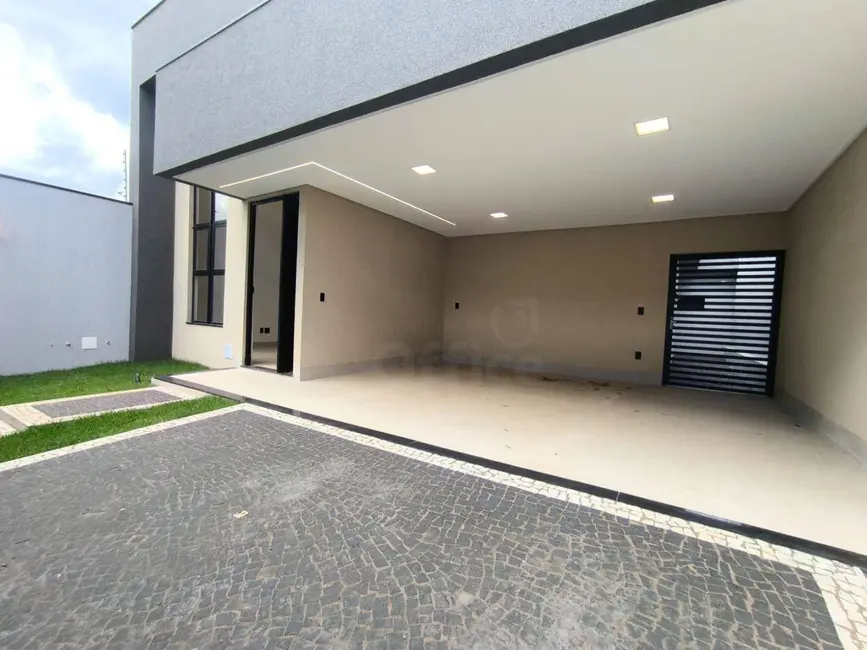 Casa com 3 quartos à venda, 225m2 em São Lourenço, Anapolis - GO - imagem 2 Foto 2 de Casa com 3 quartos à venda, 225m2 em São Lourenço, Anapolis - GO