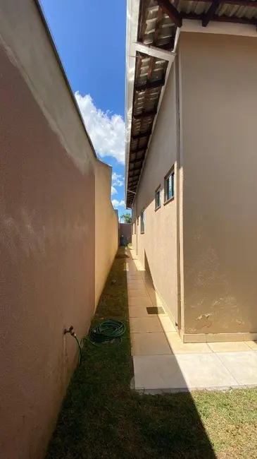 Foto 6 de Casa com 3 quartos à venda, 300m2 em Parque Brasília 2ª Etapa, Anapolis - GO