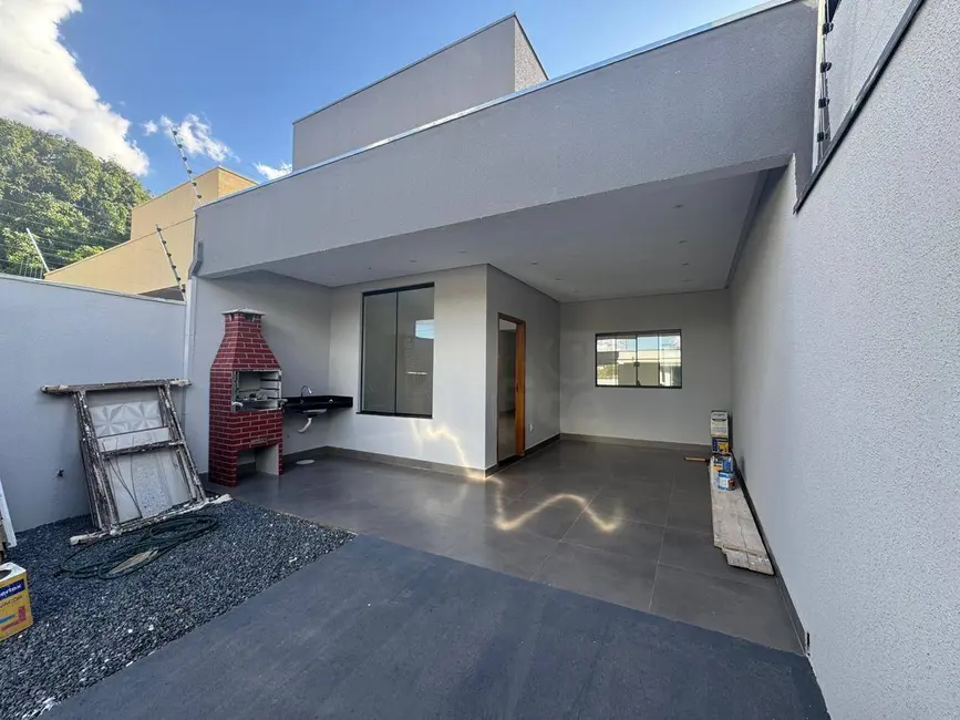 Foto 2 de Casa com 3 quartos à venda, 156m2 em Víviam Parque, Anapolis - GO