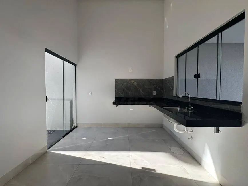 Foto 4 de Casa com 3 quartos à venda, 156m2 em Víviam Parque, Anapolis - GO