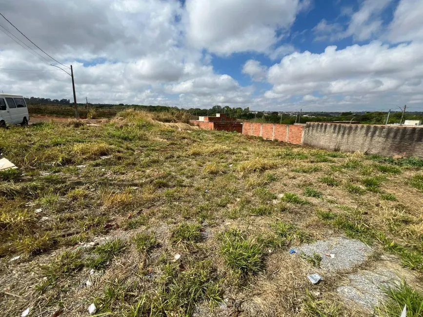 Foto 3 de Terreno / Lote à venda, 251m2 em Jardim Itália, Anapolis - GO