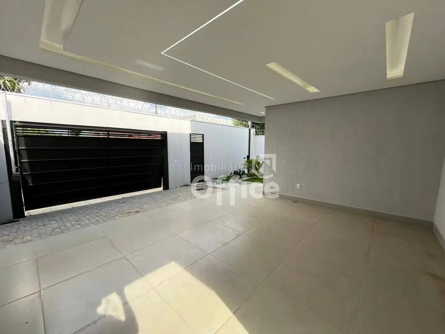 Foto 3 de Casa com 3 quartos à venda, 300m2 em Parque Brasília 2ª Etapa, Anapolis - GO