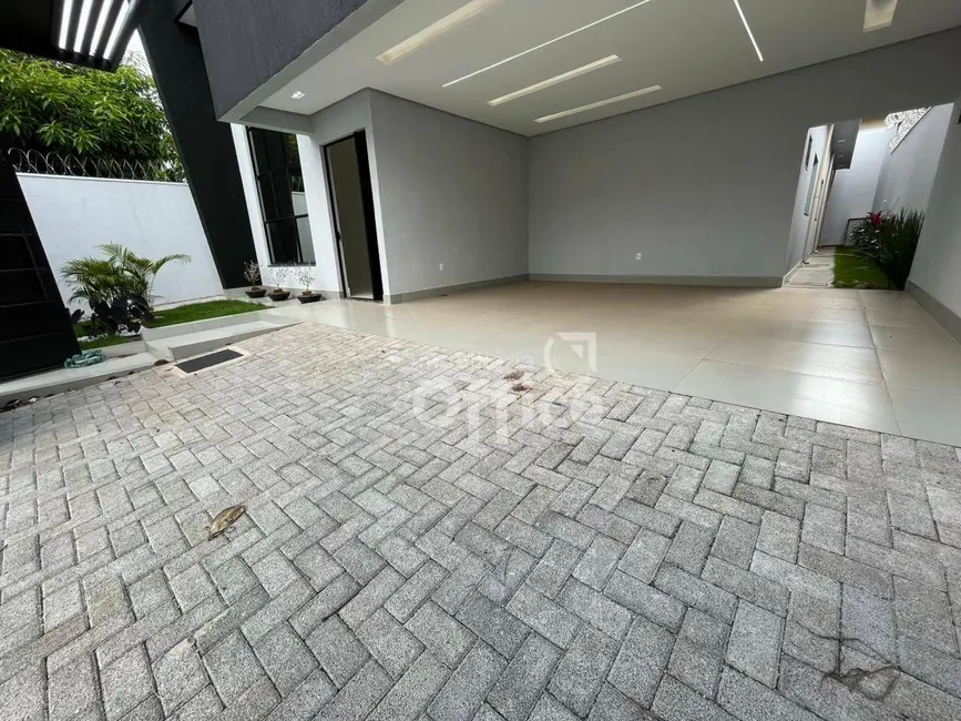 Foto 2 de Casa com 3 quartos à venda, 300m2 em Parque Brasília 2ª Etapa, Anapolis - GO