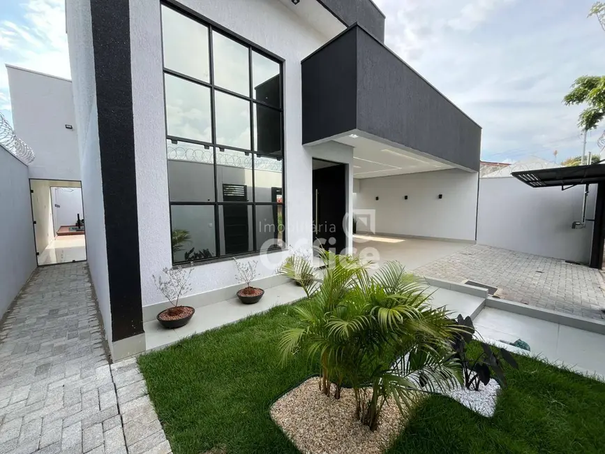 Foto 1 de Casa com 3 quartos à venda, 300m2 em Parque Brasília 2ª Etapa, Anapolis - GO