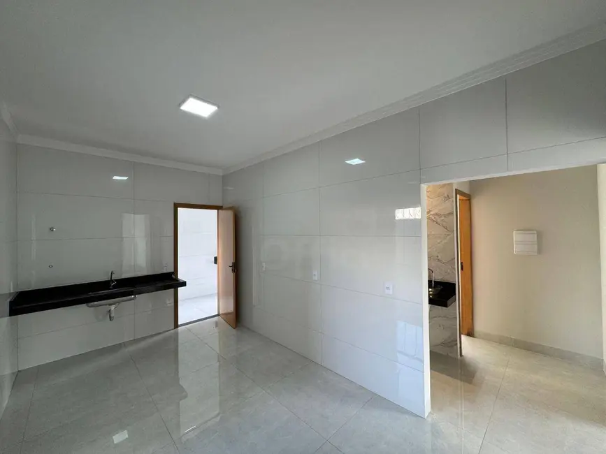 Foto 4 de Casa com 3 quartos à venda, 199m2 em Residencial Ildefonso Limírio, Anapolis - GO