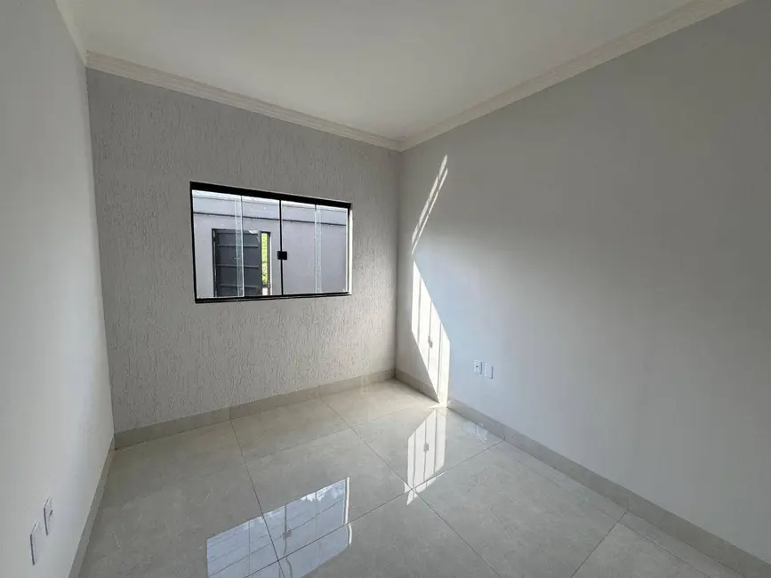 Foto 5 de Casa com 3 quartos à venda, 199m2 em Residencial Ildefonso Limírio, Anapolis - GO