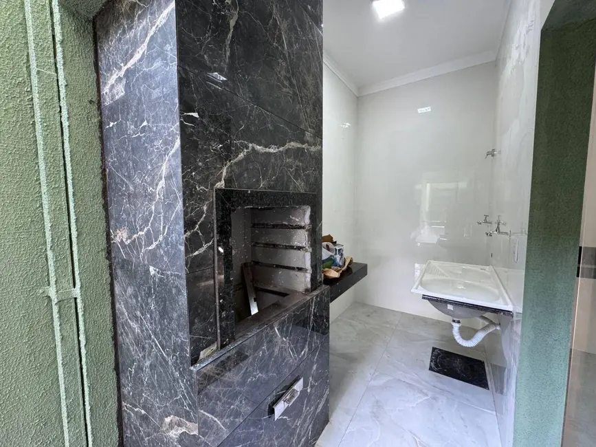 Foto 2 de Casa com 3 quartos à venda, 150m2 em Residencial Ildefonso Limírio, Anapolis - GO