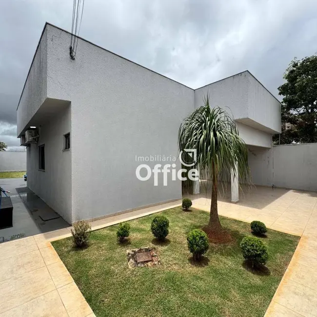 Foto 1 de Casa com 3 quartos à venda e para alugar, 360m2 em Anápolis City, Anapolis - GO