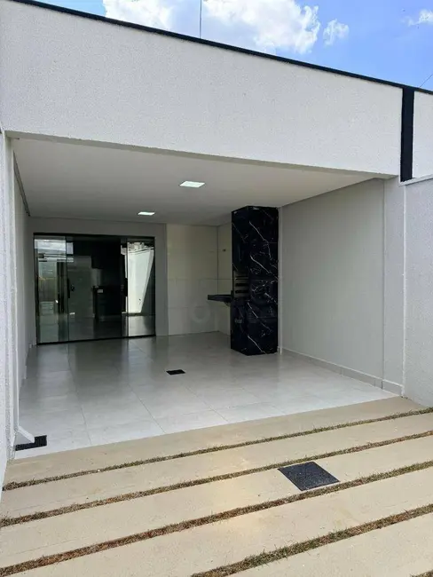 Foto 1 de Casa com 3 quartos à venda, 120m2 em Santos Dumont, Anapolis - GO