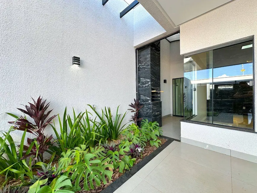 Foto 1 de Casa com 3 quartos à venda, 150m2 em Maracanã, Anapolis - GO