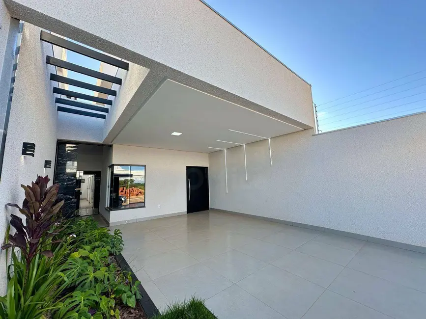 Foto 1 de Casa com 3 quartos à venda, 150m2 em Maracanã, Anapolis - GO