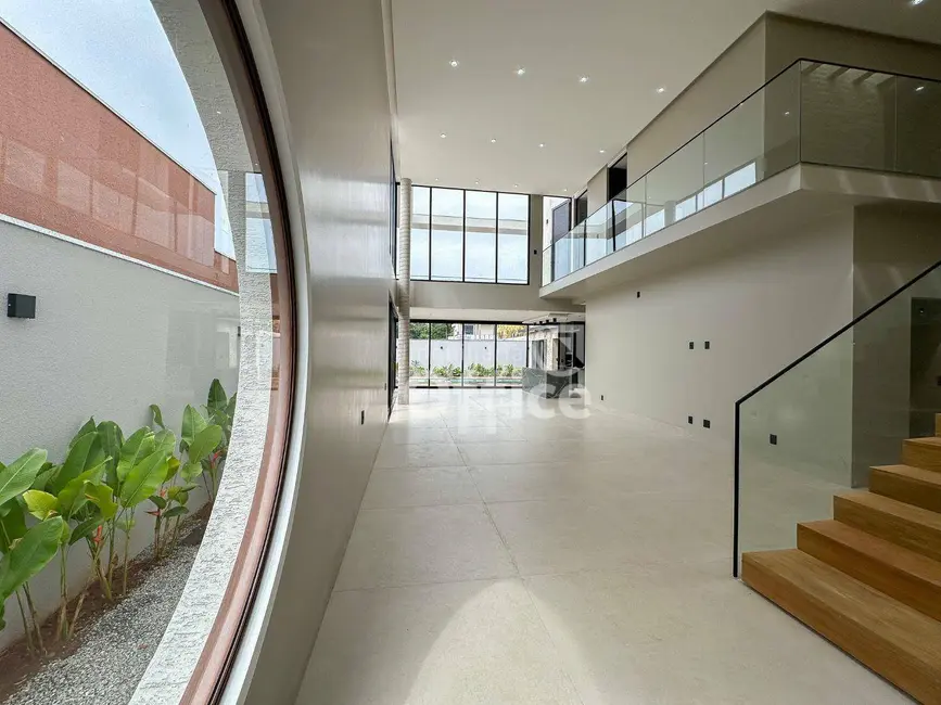 Foto 4 de Sobrado com 4 quartos à venda, 390m2 em Condomínio Residencial Grand Trianon, Anapolis - GO