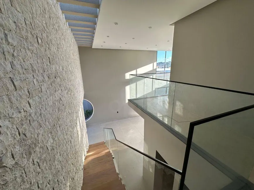 Foto 6 de Sobrado com 4 quartos à venda, 390m2 em Boa Vista, Anapolis - GO