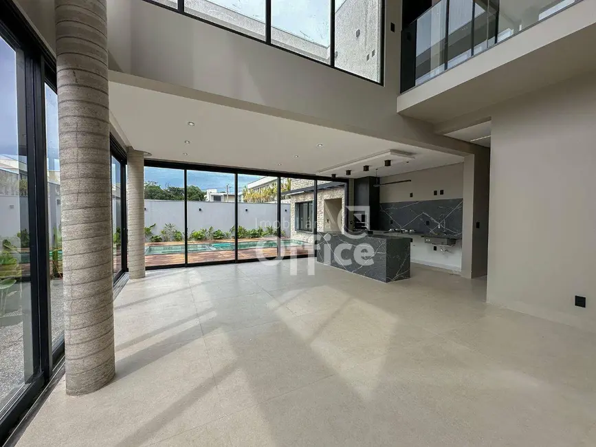 Foto 8 de Sobrado com 4 quartos à venda, 390m2 em Condomínio Residencial Grand Trianon, Anapolis - GO