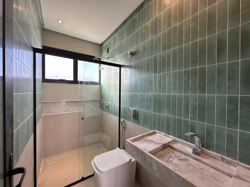 Foto 9 de Sobrado com 4 quartos à venda, 390m2 em Boa Vista, Anapolis - GO