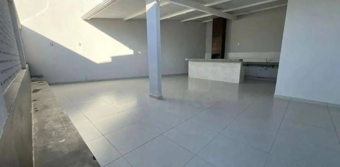 Foto 2 de Casa de Condomínio com 3 quartos à venda, 150m2 em Chácaras Americanas, Anapolis - GO
