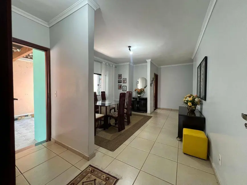 Foto 8 de Casa com 4 quartos à venda, 420m2 em Anápolis City, Anapolis - GO