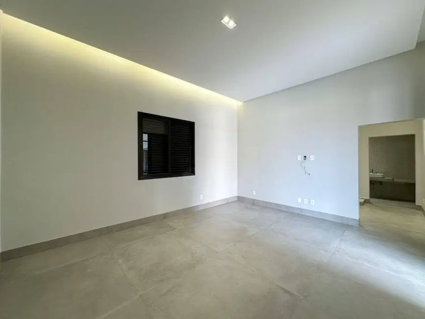 Foto 9 de Casa com 3 quartos à venda, 900m2 em Anápolis City, Anapolis - GO