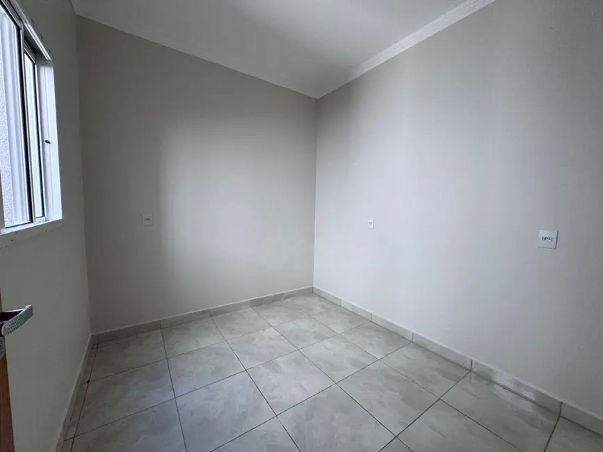 Foto 6 de Casa com 3 quartos à venda, 200m2 em Loteamento Residencial Verona, Anapolis - GO