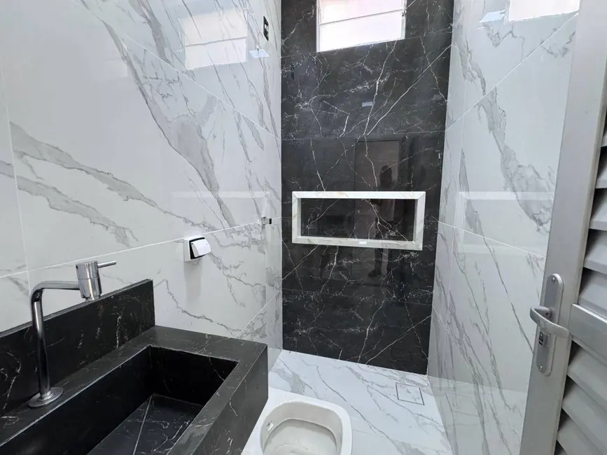 Foto 7 de Casa com 3 quartos à venda, 200m2 em Loteamento Residencial Verona, Anapolis - GO