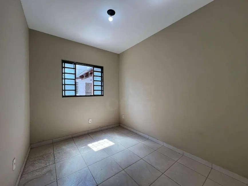 Foto 8 de Sobrado com 5 quartos à venda, 300m2 em Anapolis - GO